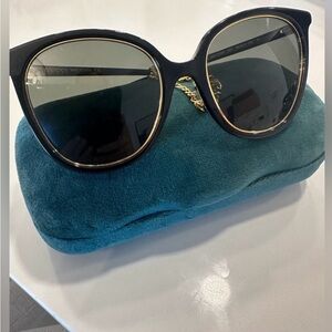 Gucci Cat Eye Sunglasses